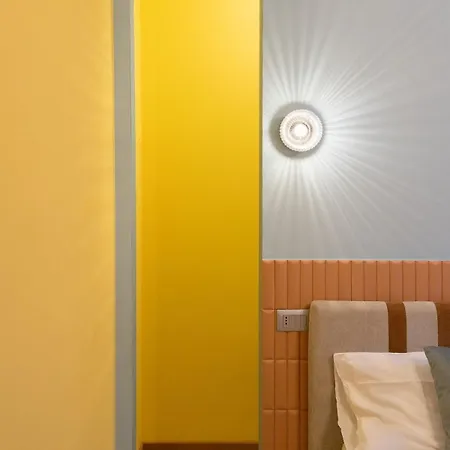 Leopardi Design With 2 Bathrooms *