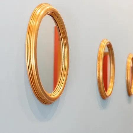 Leopardi Design With 2 Bathrooms *