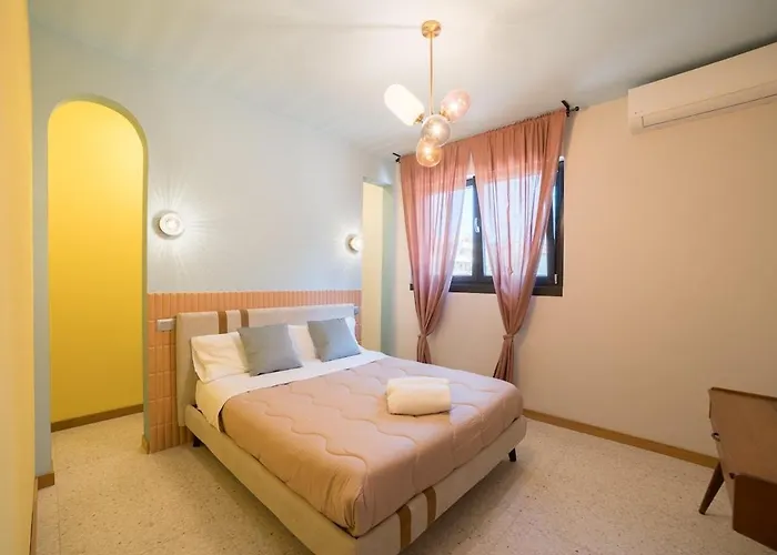 Leopardi Design With 2 Bathrooms *